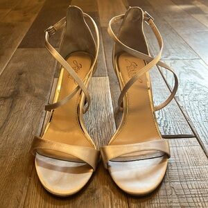 Jewel Badgley Mischka Satin Sandals Size 7.5